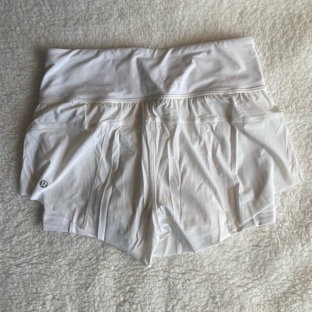 Lululemon Squad Goals Short, Size 4, White